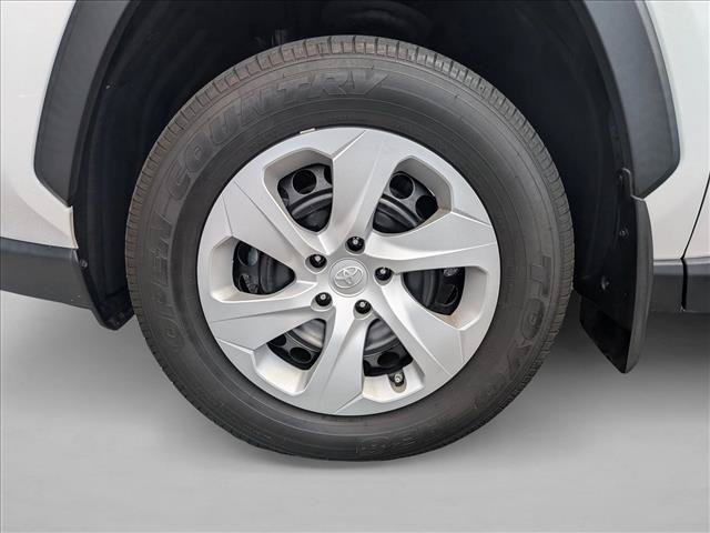 Used 2024 Toyota RAV4 LE AWD/4WD image 22
