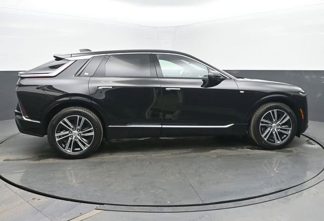 New 2026 Cadillac Lyriq Luxury image 6