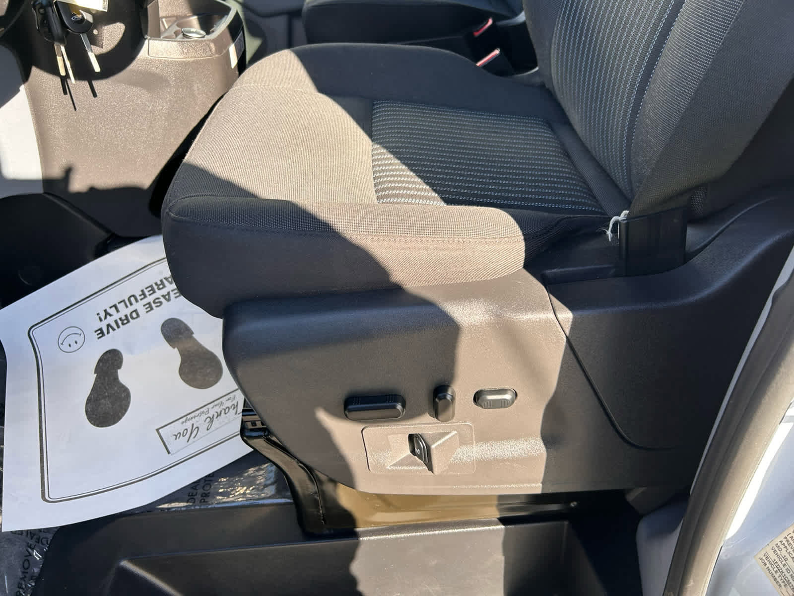 Used 2019 Ford Transit 150 XLT image 11