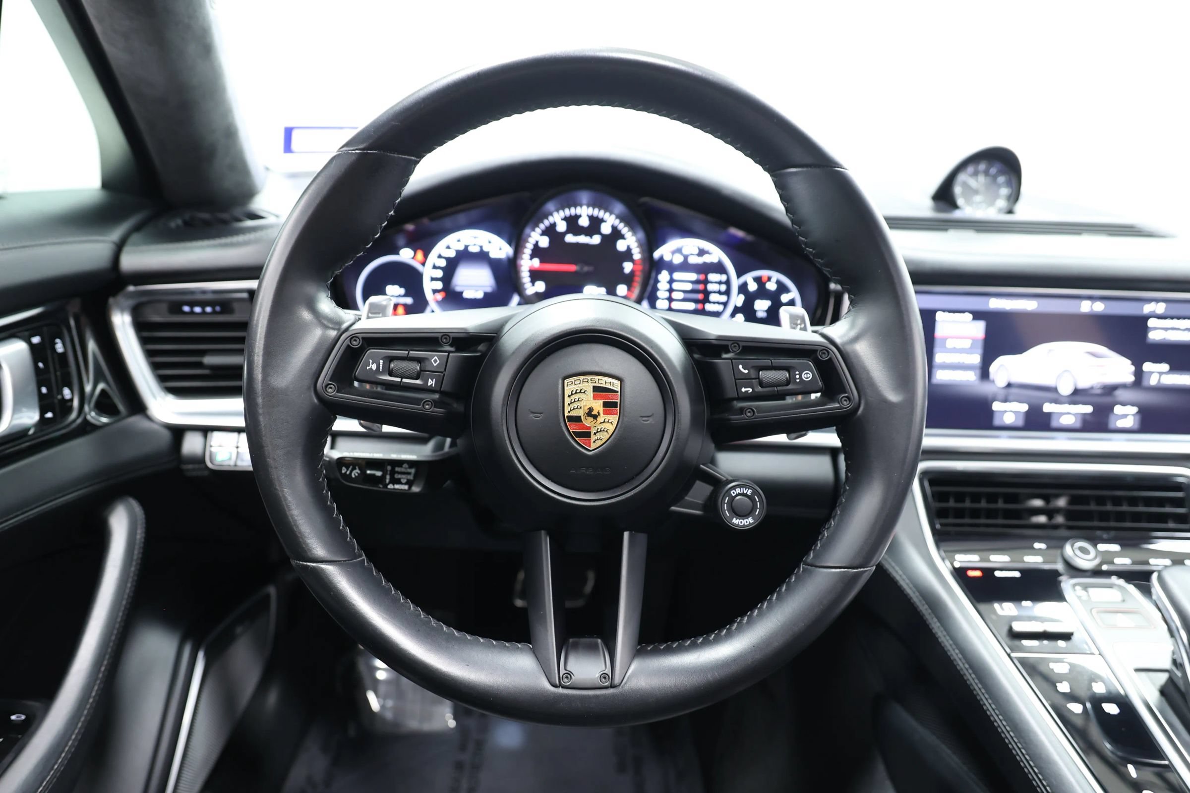 Used 2021 Porsche Panamera Turbo S w/ Assistance Package AWD/4WD image 25