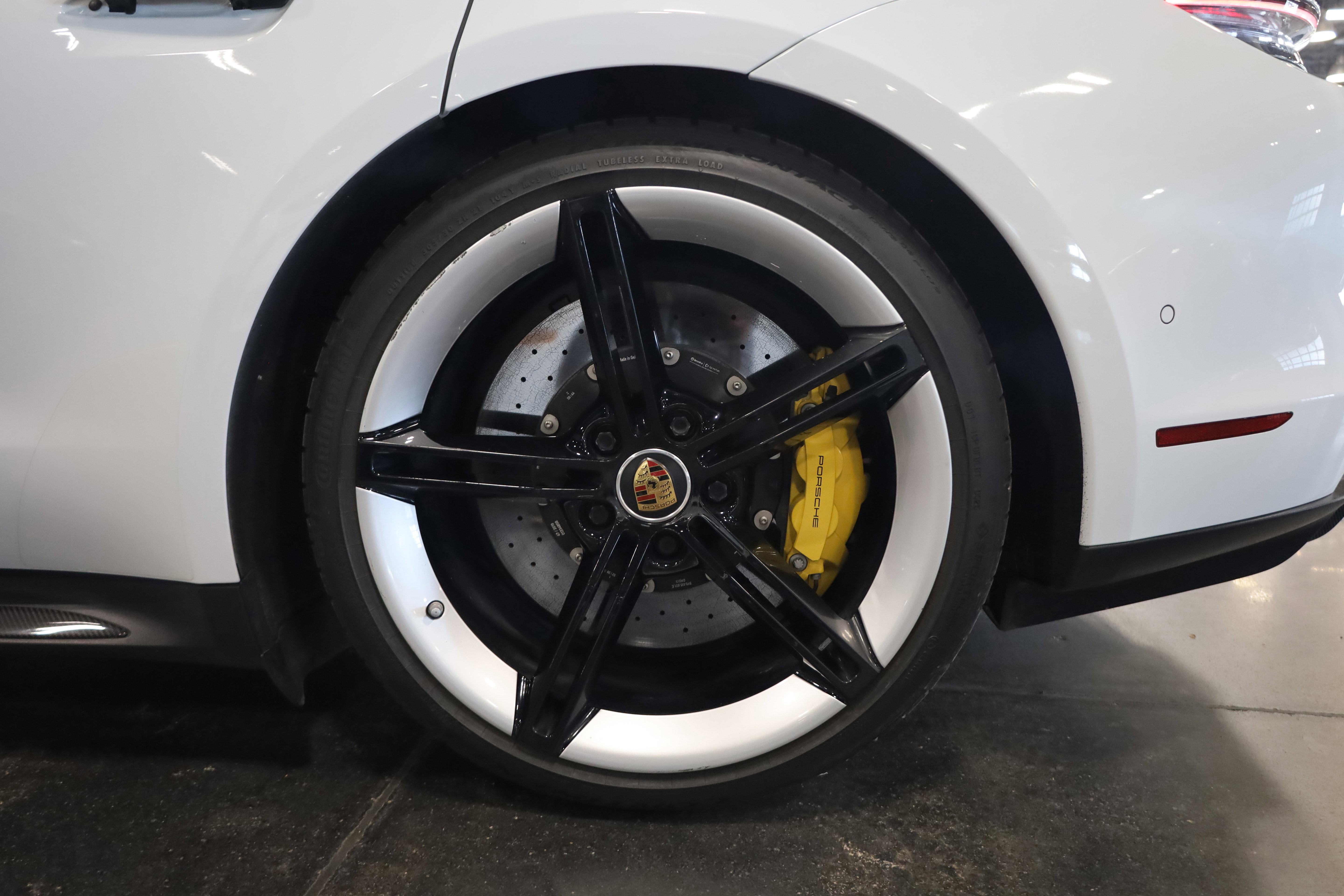 Used 2020 Porsche Taycan Turbo S image 12