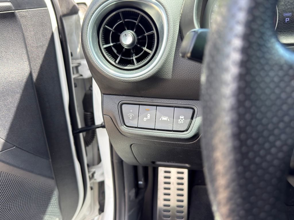 Used 2020 Kia Forte GT-Line image 19