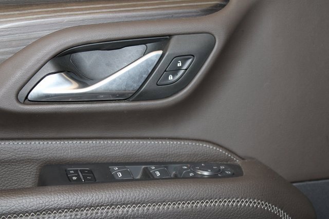 Used 2024 GMC Yukon XL Denali w/ Denali Reserve Package image 32