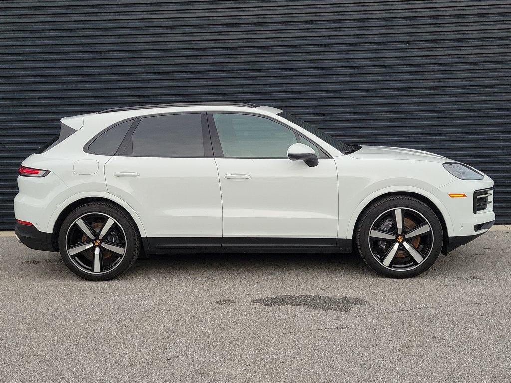 Certified 2026 Porsche Cayenne AWD/4WD image 8