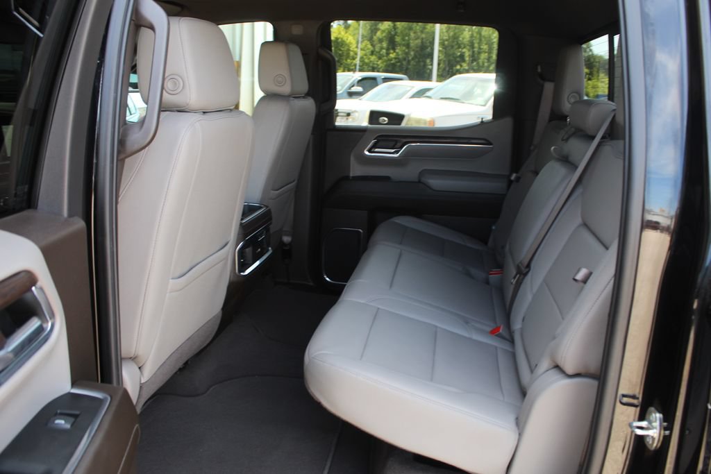 Used 2024 GMC Sierra 1500 SLT w/ SLT Premium Plus Package AWD/4WD image 26