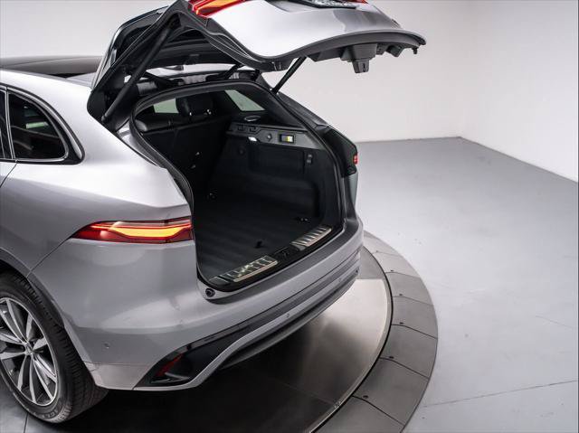 Used 2026 Land Rover Range Rover Evoque S AWD/4WD image 32