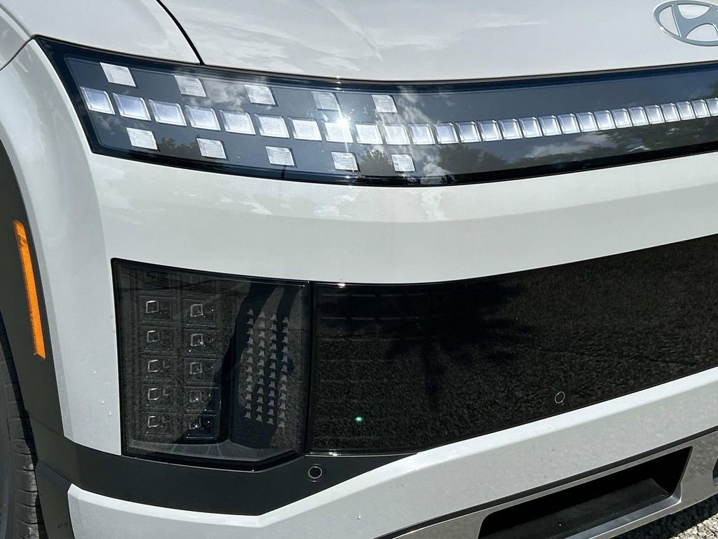 New 2026 Hyundai Ioniq 9 SE AWD/4WD image 9