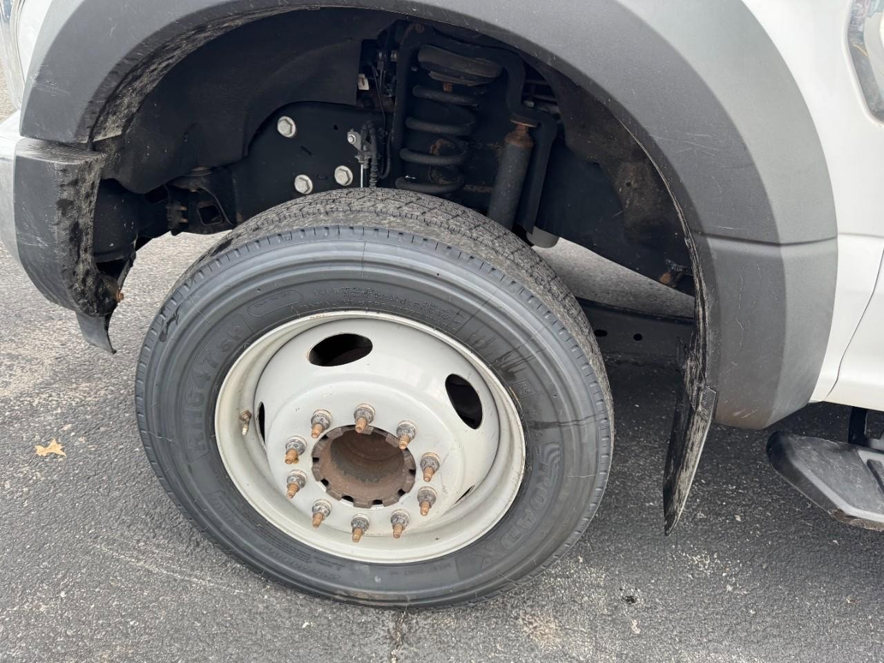 Used 2019 Ford F450 XL w/ XL Value Package image 4