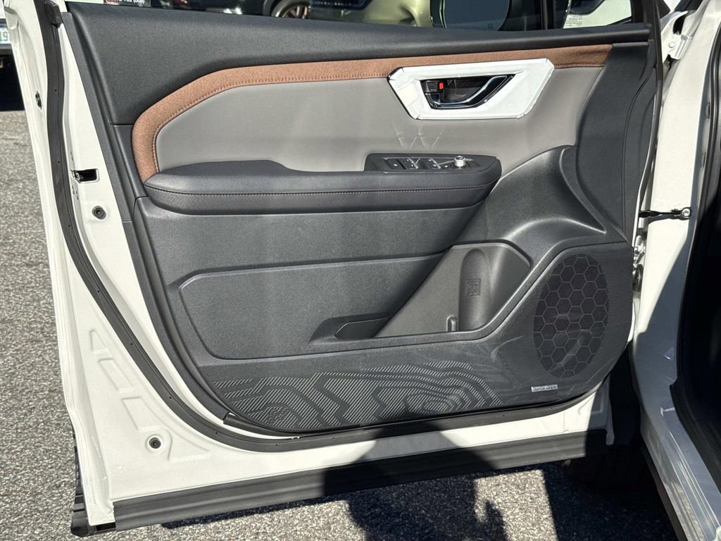 New 2025 Subaru Forester Sport image 18