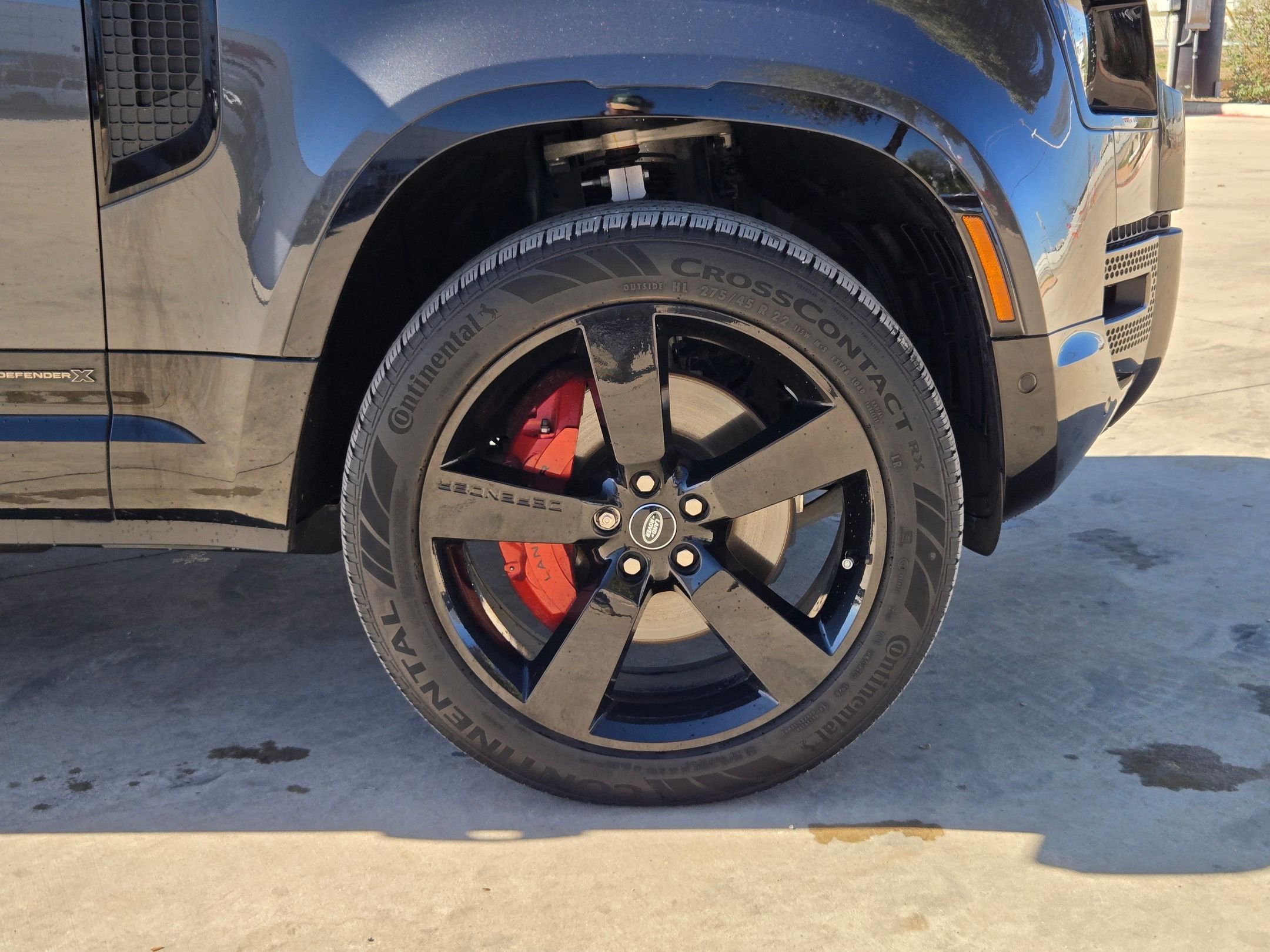 Used 2024 Land Rover Defender 110 X image 37