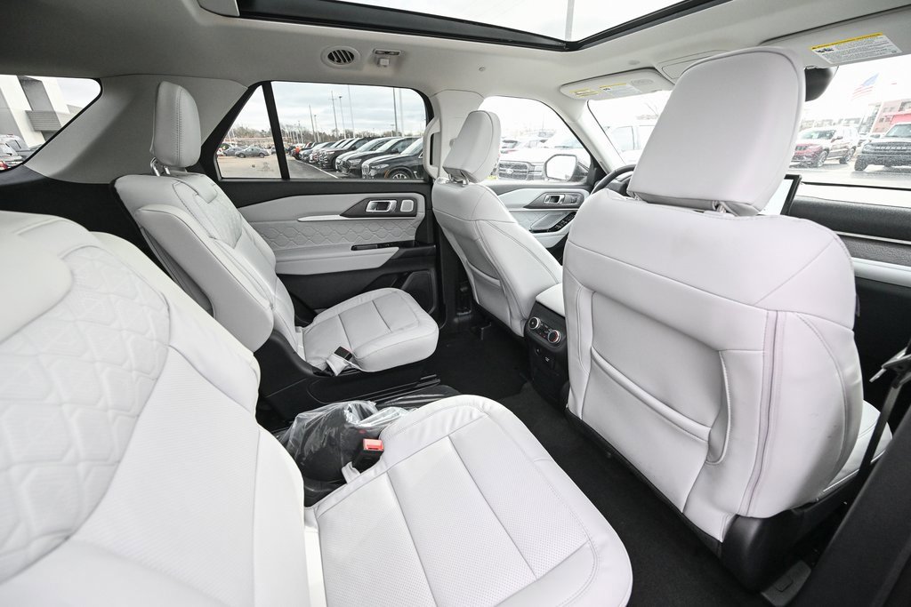 New 2026 Ford Explorer Platinum w/ LUX Leather Package image 24