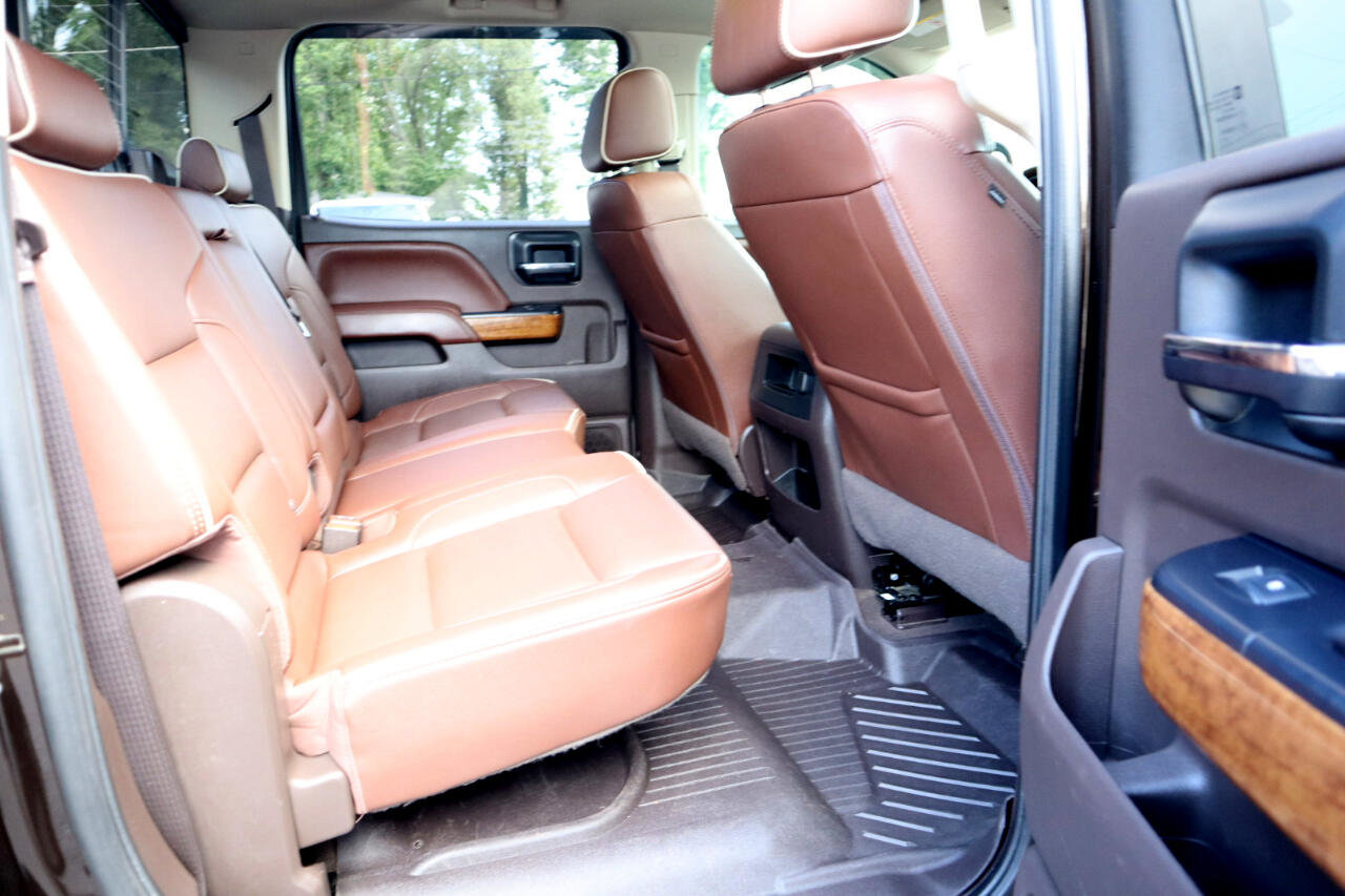Used 2019 Chevrolet Silverado 2500 High Country w/ Duramax Plus Package image 18