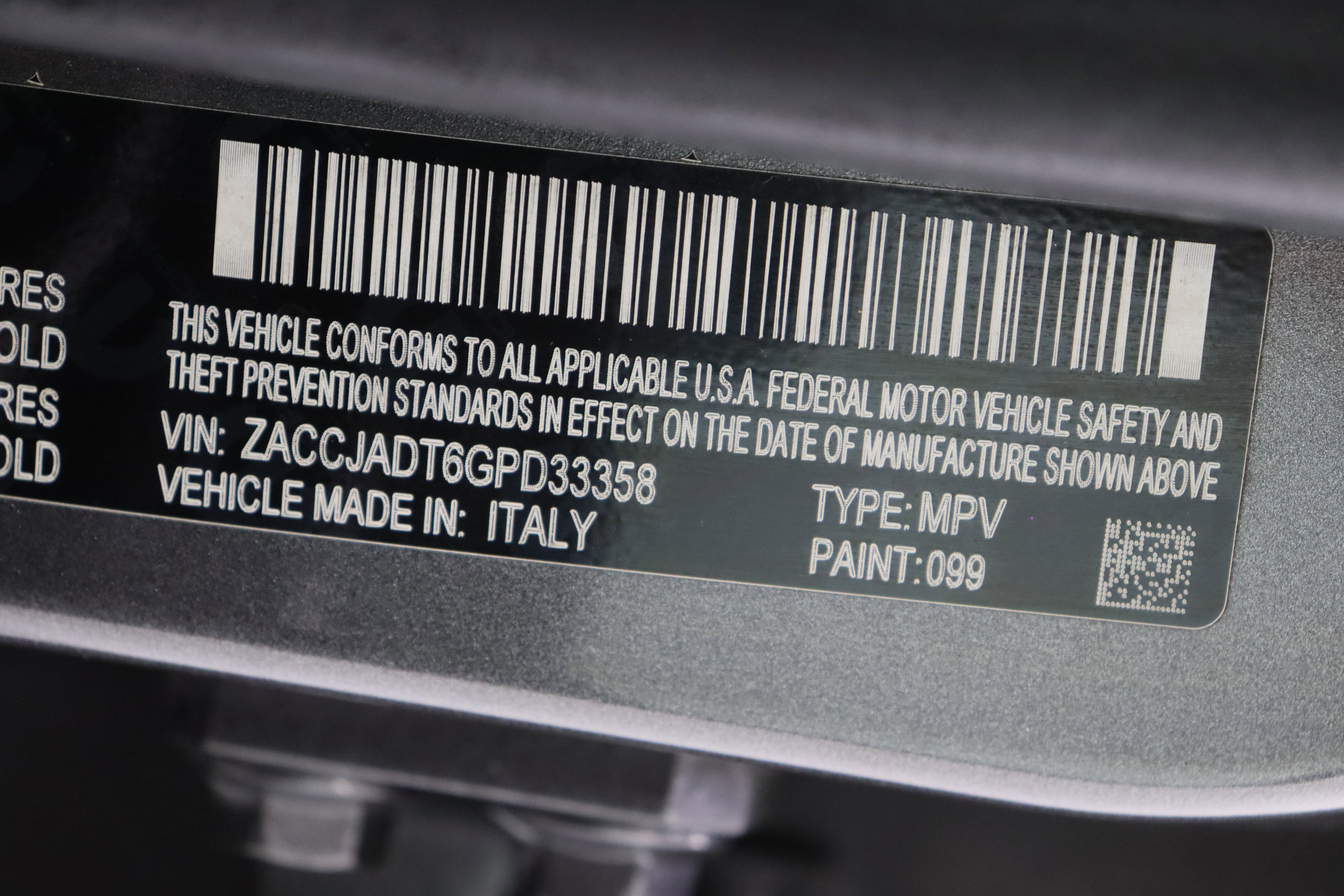 Used 2016 Jeep Renegade Limited FWD image 40