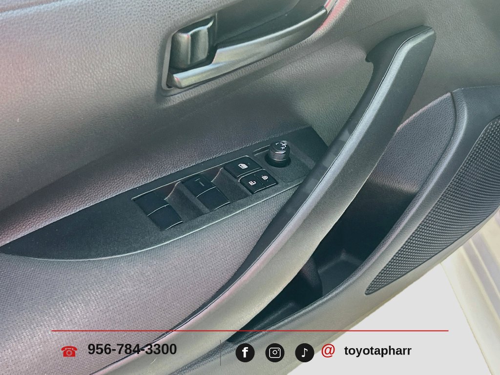 Used 2026 Toyota Corolla LE FWD image 17