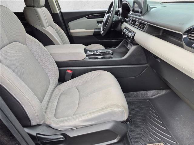 Used 2023 Honda Pilot LX image 28