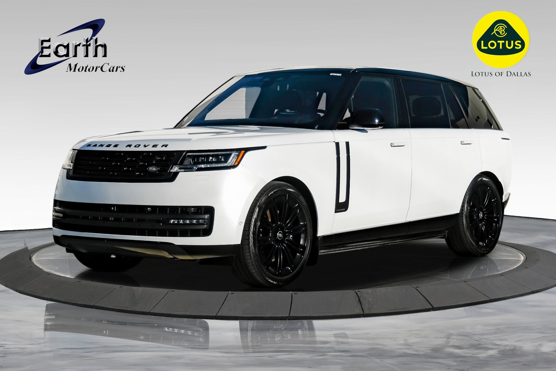 Used 2023 Land Rover Range Rover Long Wheelbase Autobiography image 1