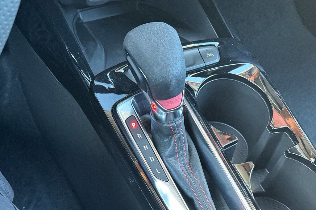 New 2026 Chevrolet Trax RS w/ Sunroof Package image 22