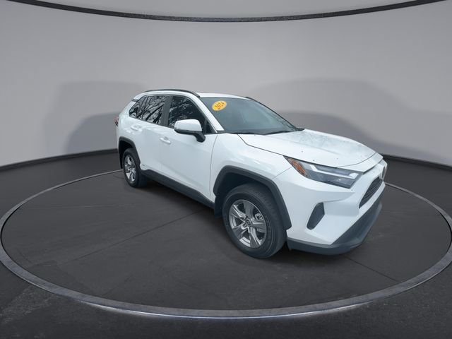 Used 2024 Toyota RAV4 XLE image 4