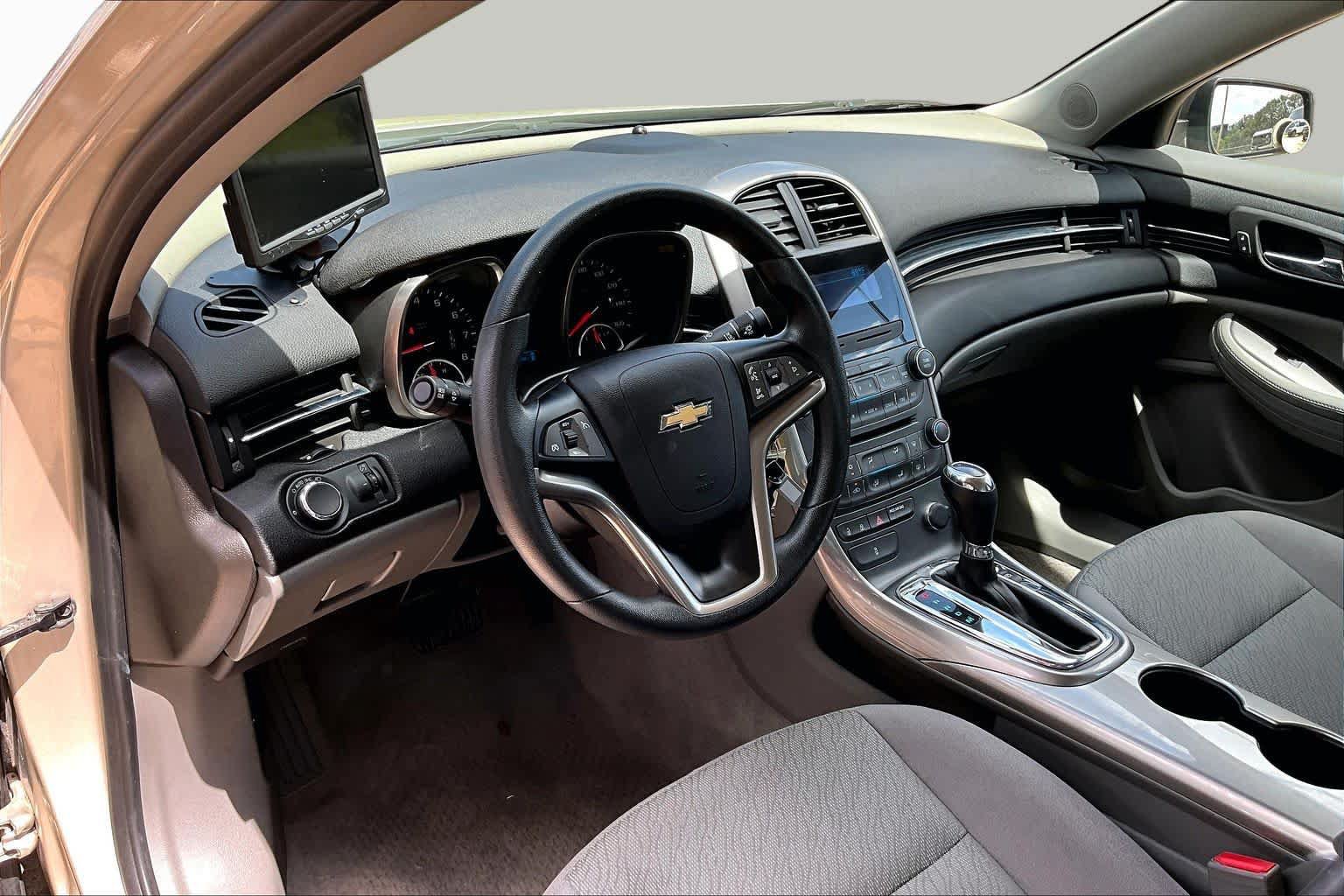 Used 2013 Chevrolet Malibu LS w/ Protection Package FWD image 18