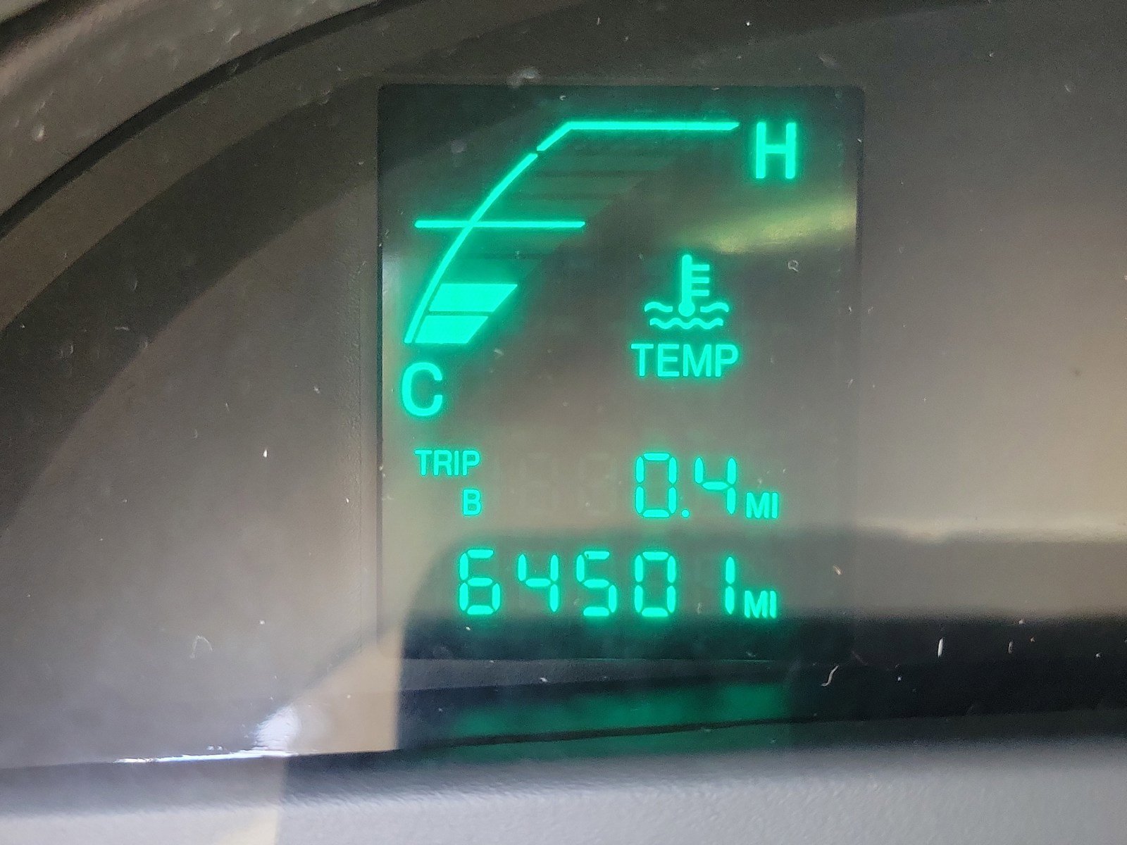 Used 2004 Cadillac De Ville w/ Equipment Group FWD image 21