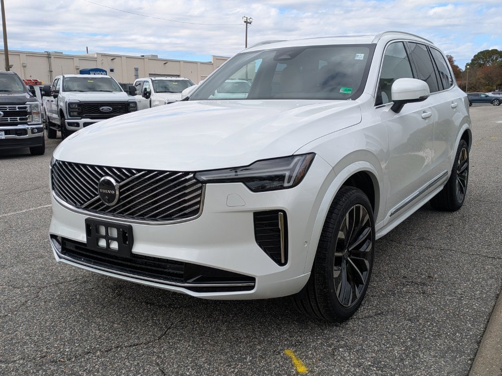 New 2026 Volvo XC90 B6 Plus w/ Protection Package Premier AWD/4WD image 8
