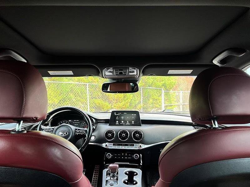 Used 2021 Kia Stinger GT2 RWD image 49