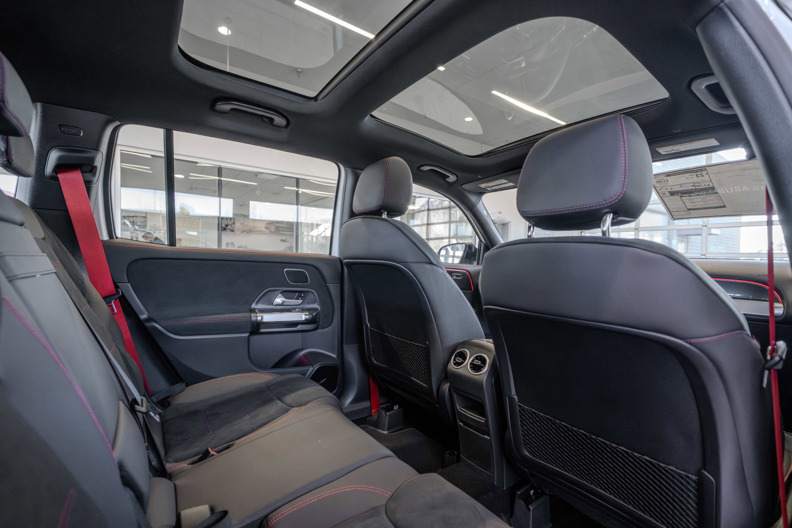 New 2026 Mercedes-Benz GLB 35 AMG 4MATIC image 28