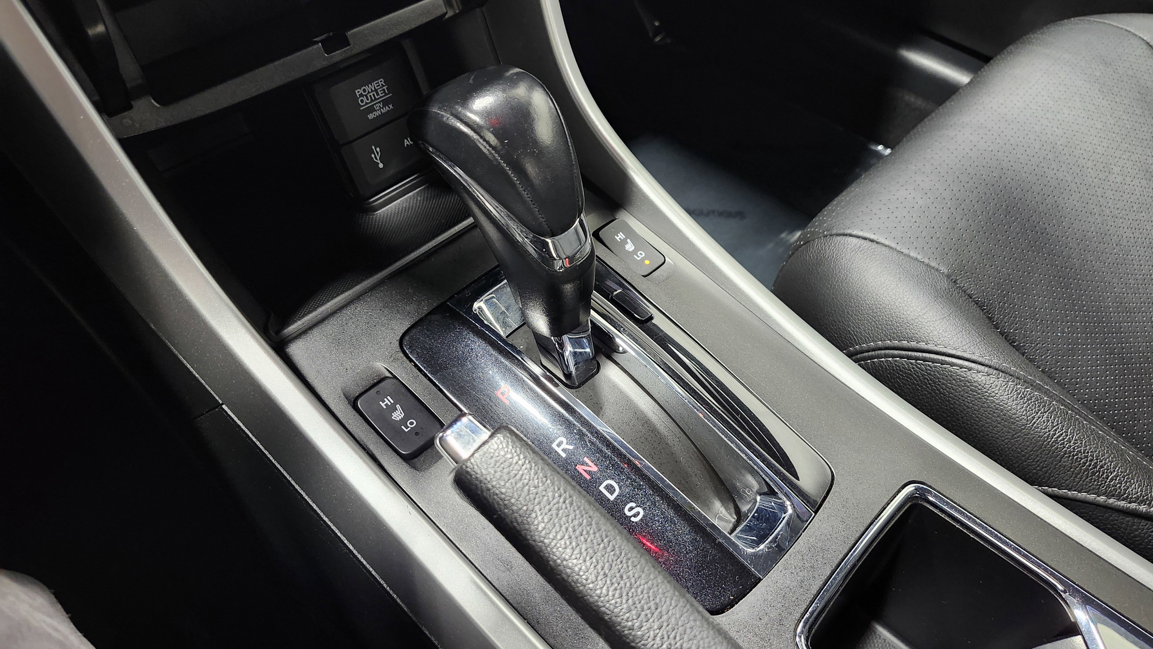 Used 2015 Honda Accord EX-L image 31