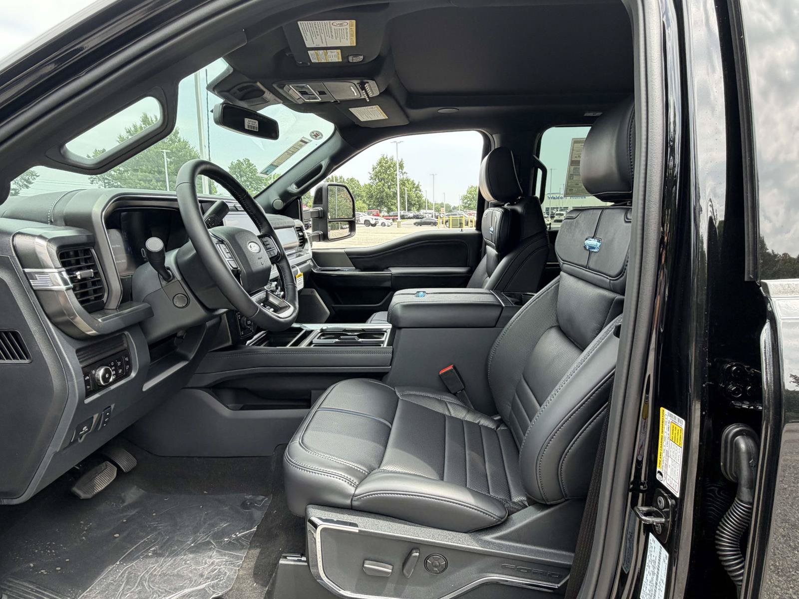 New 2026 Ford F350 Platinum AWD/4WD image 22