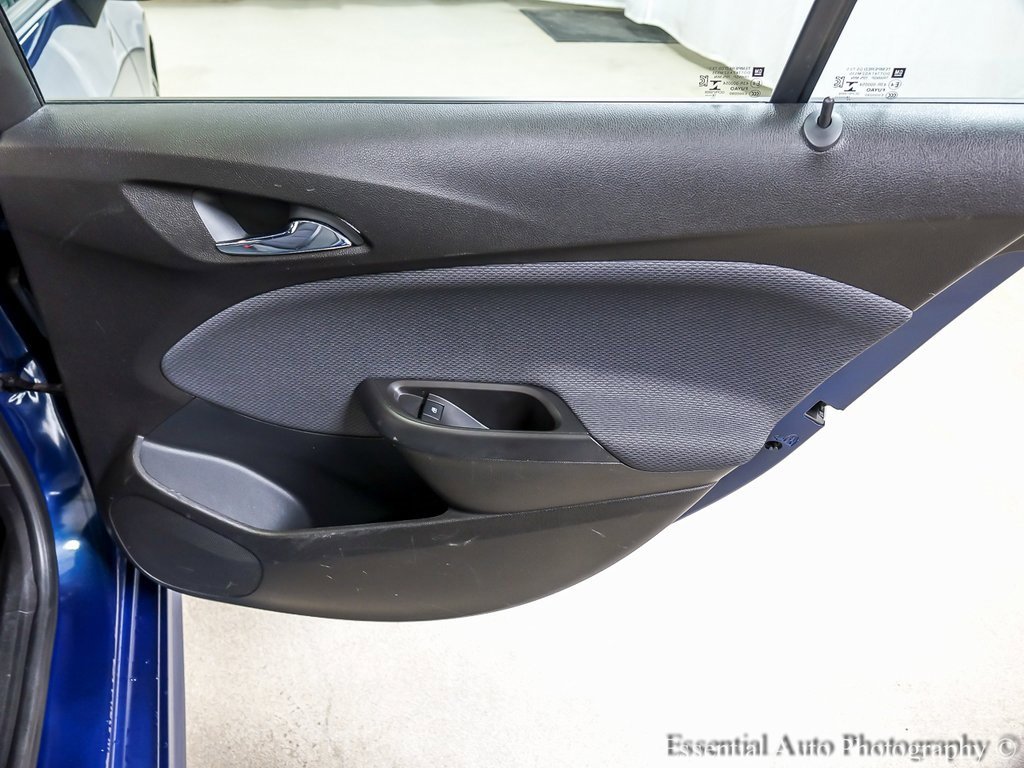 Certified 2019 Chevrolet Cruze LT w/ RS Package image 21