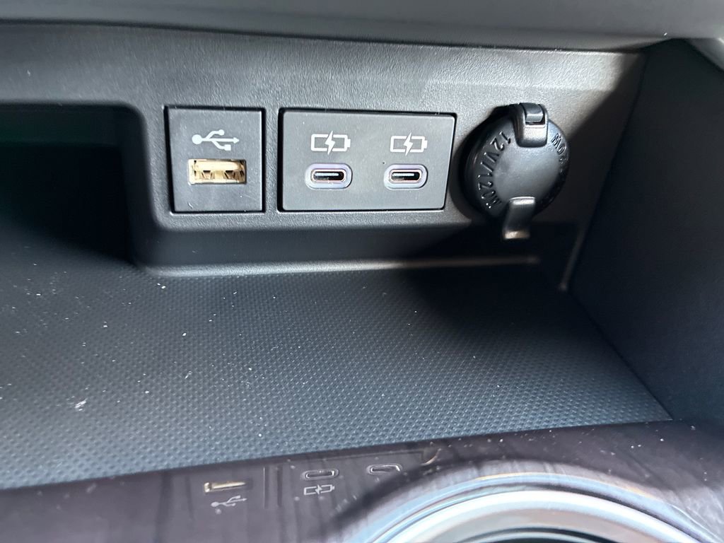 New 2026 Toyota Highlander Platinum AWD/4WD image 37