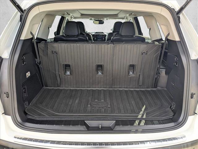Used 2023 Subaru Ascent Limited w/ Technology Package AWD/4WD image 6