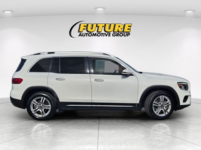 Used 2022 Mercedes-Benz GLB 250 4MATIC image 3