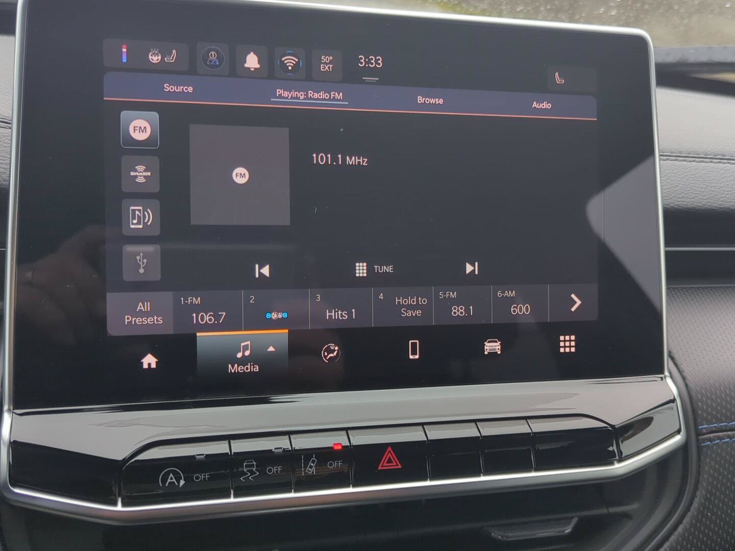New 2026 Jeep Compass Latitude AWD/4WD image 17