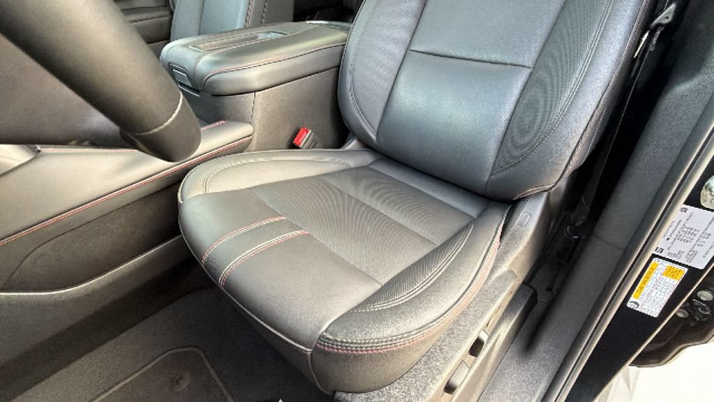 Used 2024 Chevrolet Tahoe RST w/ Sport Performance Package AWD/4WD image 15