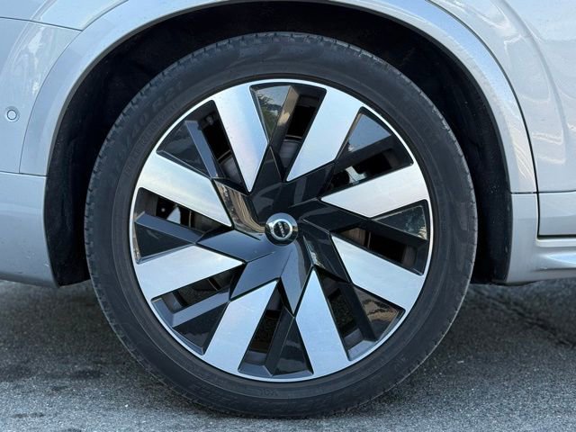 Used 2023 Volvo XC90 T8 Ultimate w/ Protection Package Premier AWD/4WD image 5