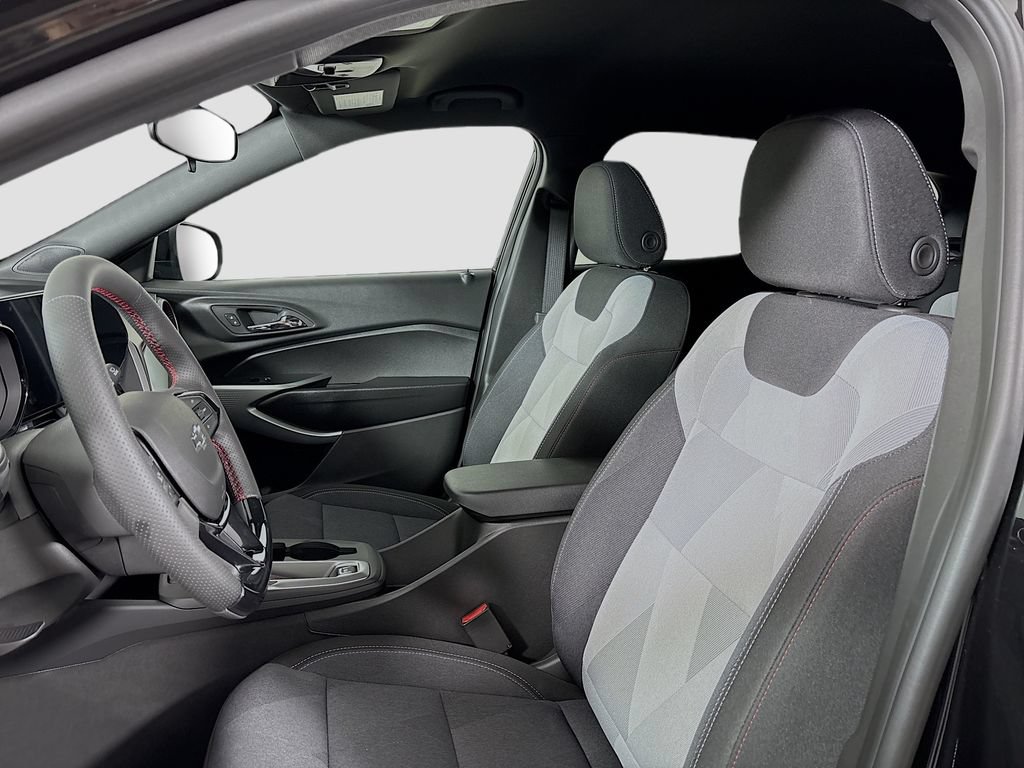 New 2026 Chevrolet Trax RS w/ Driver Confidence Package FWD image 20