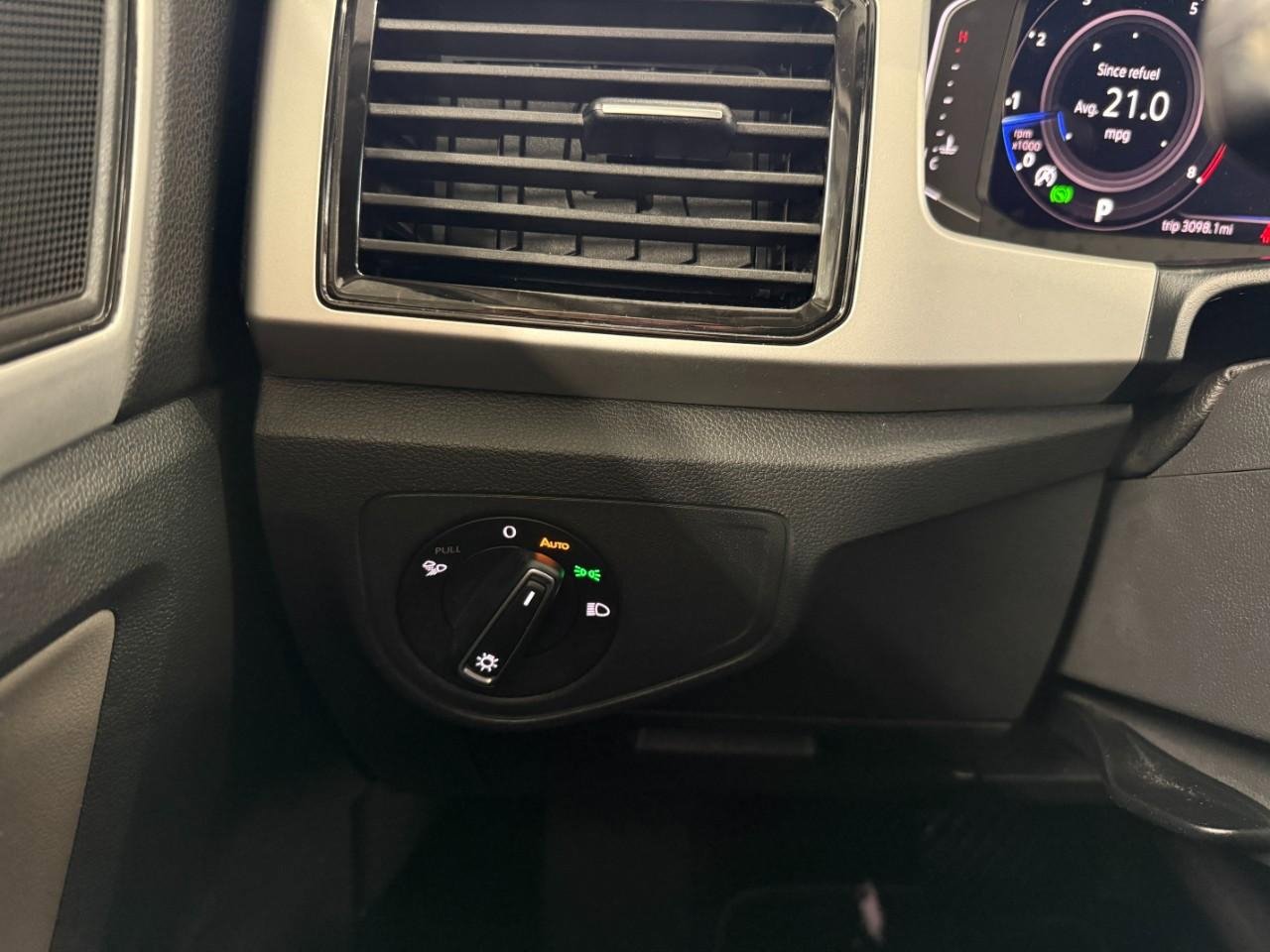 Used 2022 Volkswagen Atlas SE image 20