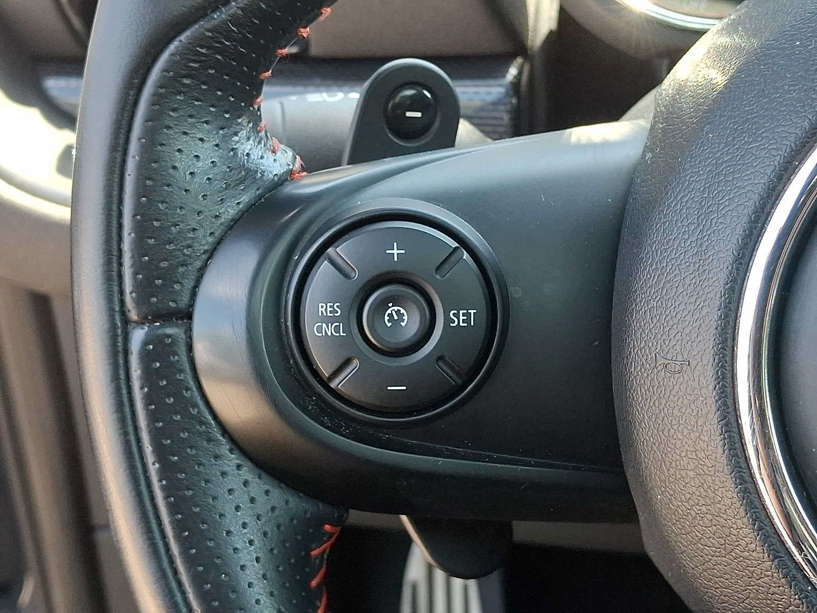 Used 2018 MINI Cooper Clubman John Cooper Works AWD/4WD image 23
