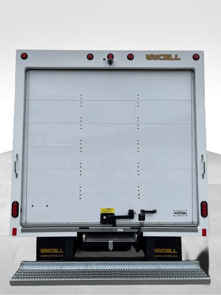 New 2027 Ford E-450 and Econoline 450 Super Duty w/ Power Equipment Group RWD image 5