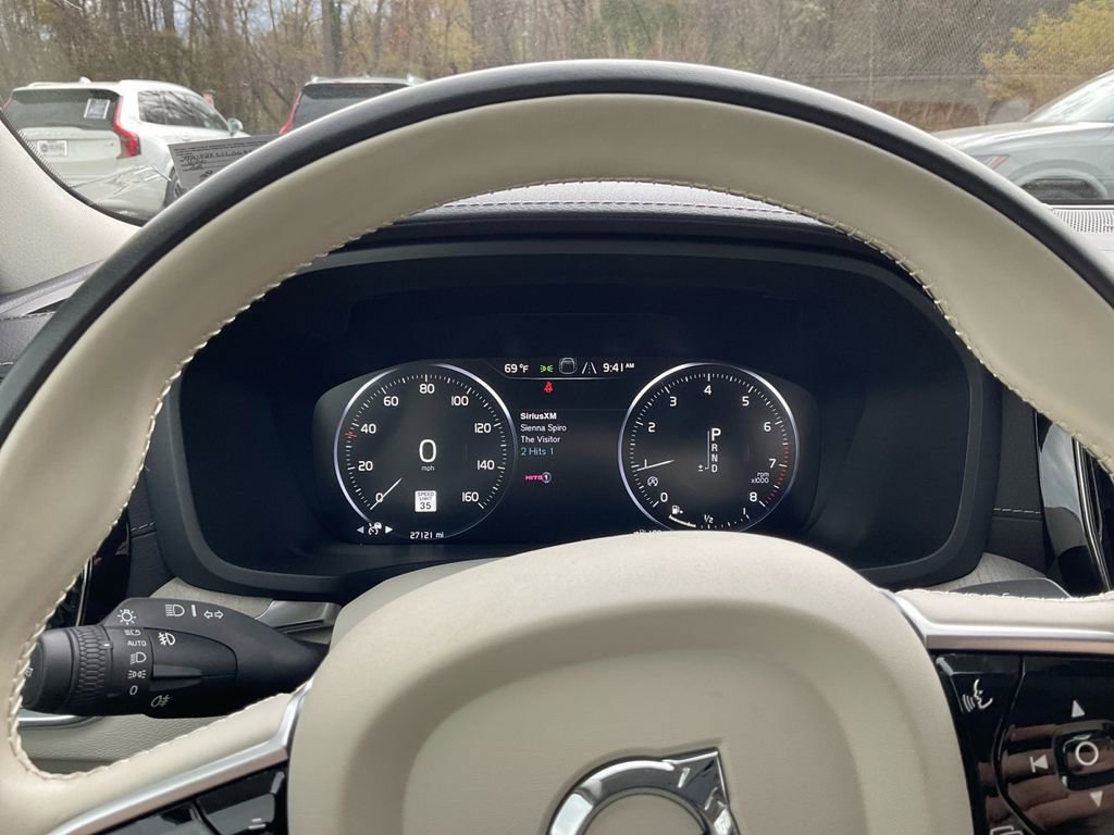 Used 2020 Volvo S60 T5 Inscription image 19