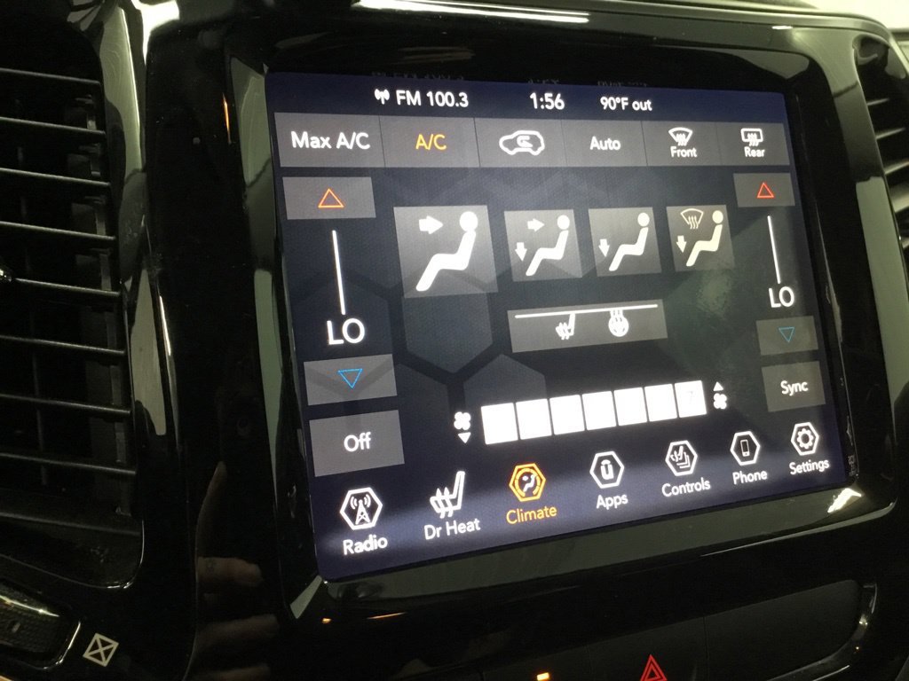 Used 2019 Jeep Cherokee Limited AWD/4WD image 19