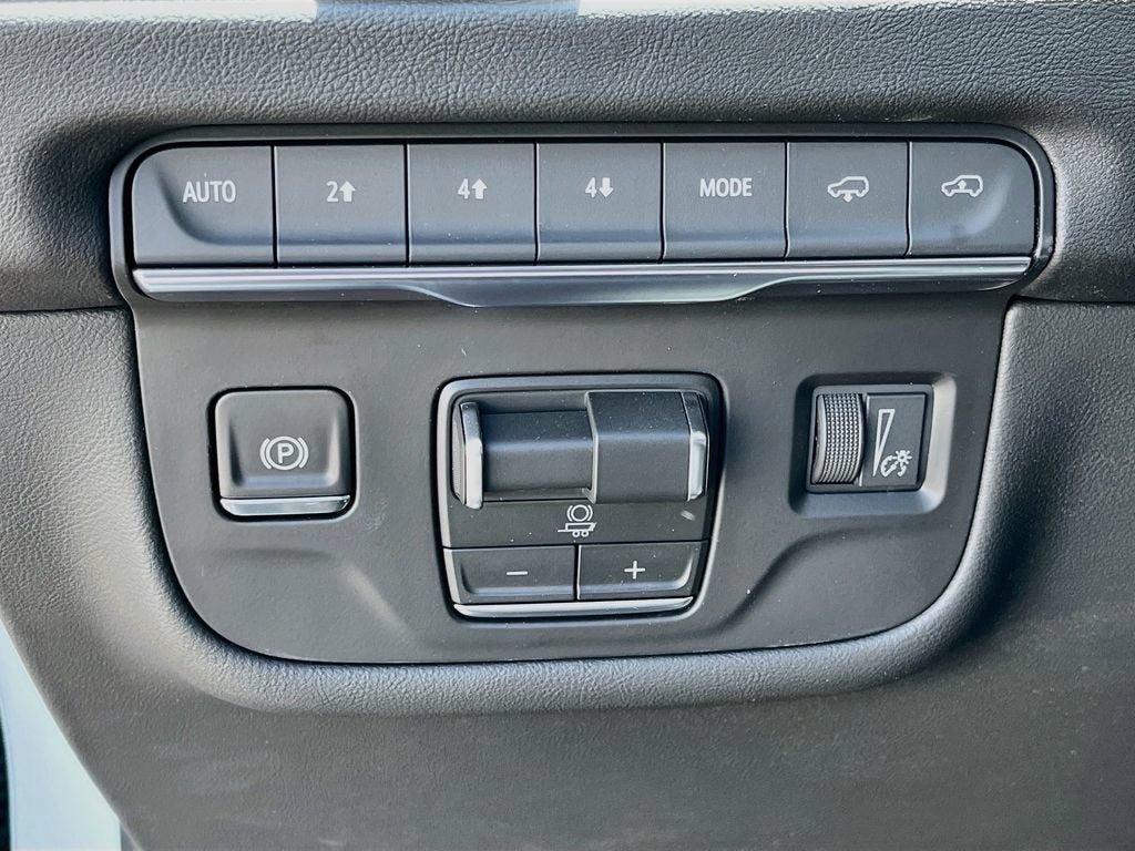 New 2026 Cadillac Escalade Sport w/ Touring Package AWD/4WD image 11