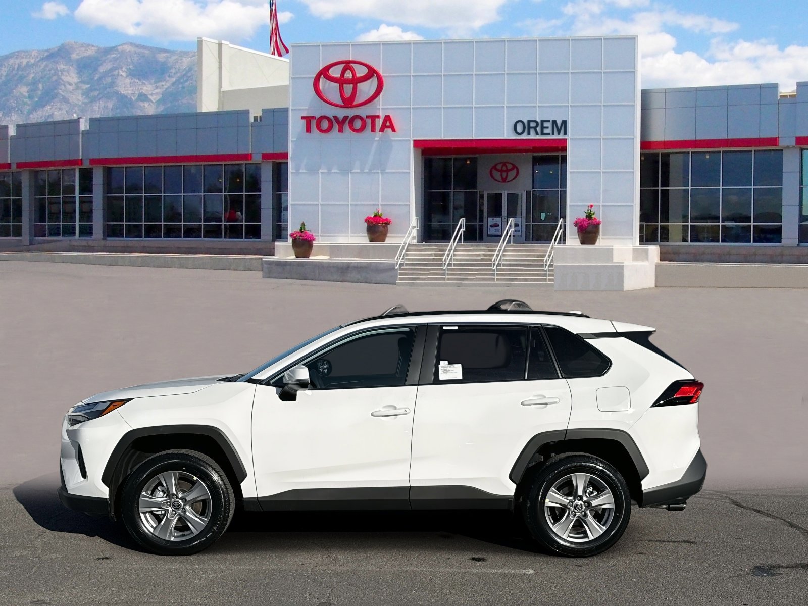 New 2025 Toyota RAV4 XLE image 5
