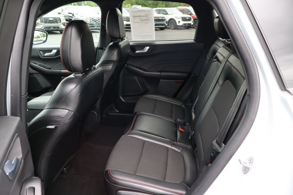 Used 2025 Ford Escape ST-Line Select AWD/4WD image 12