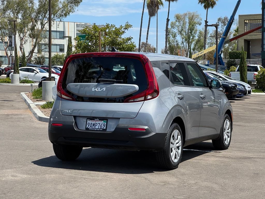 Used 2022 Kia Soul LX FWD image 33