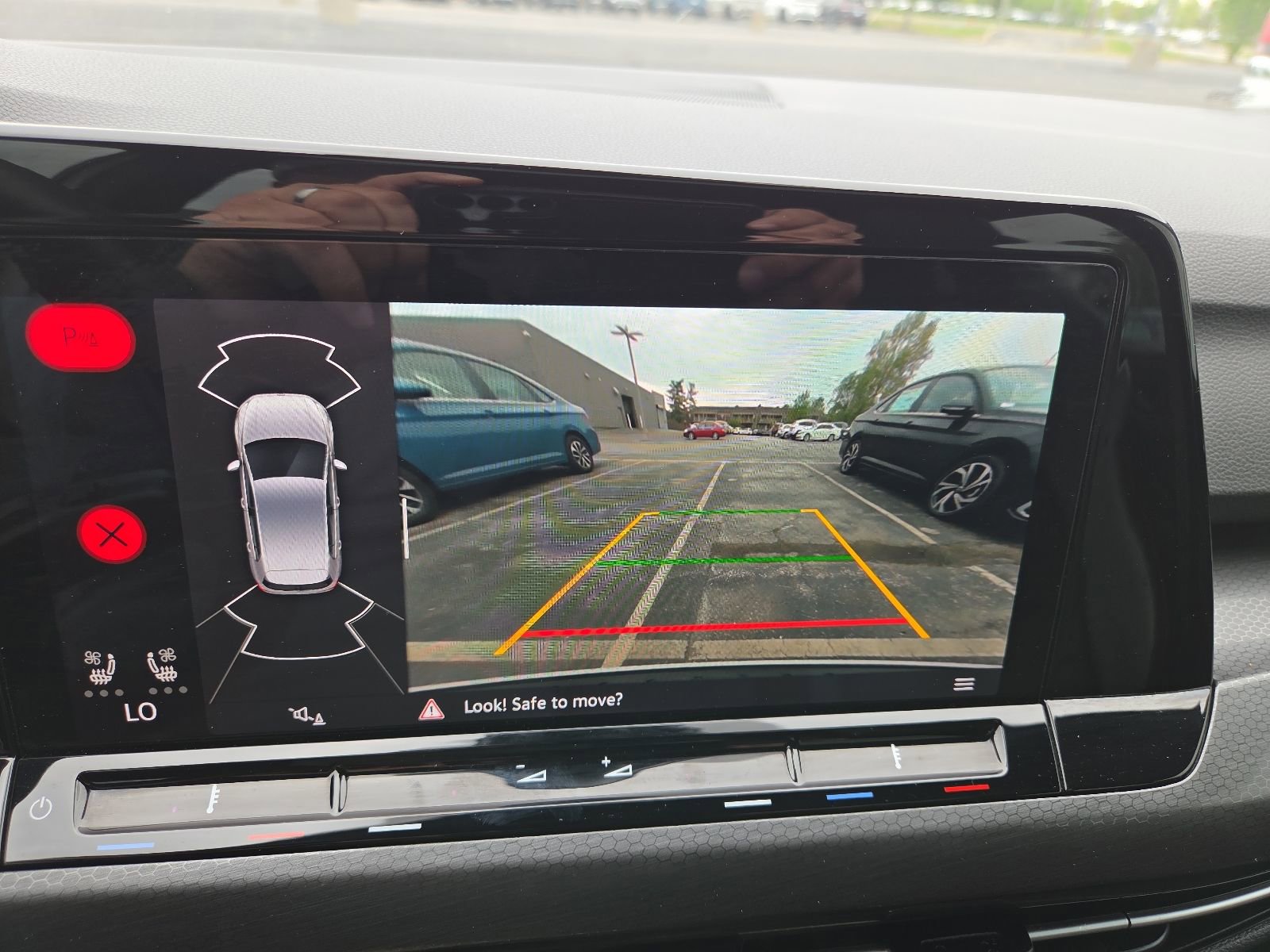 Certified 2022 Volkswagen GTI SE w/ SE Leather Package FWD image 28