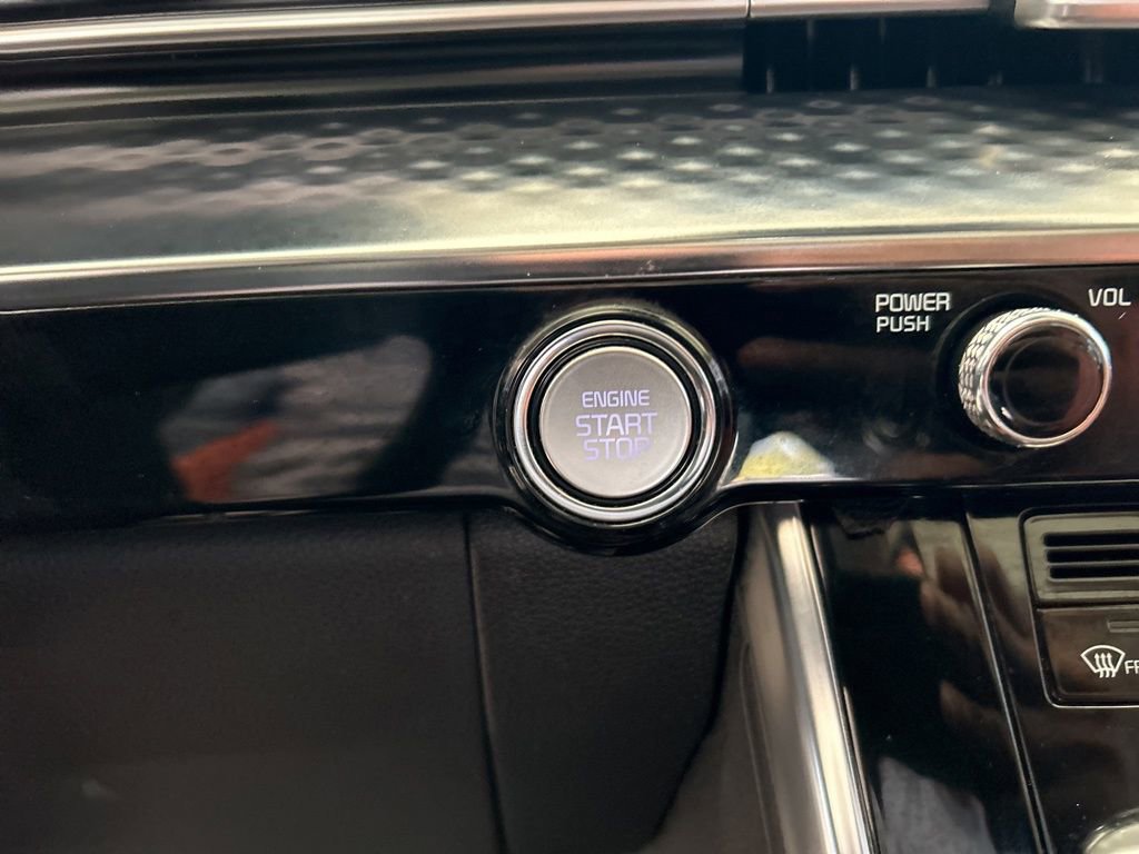 Used 2022 Kia Carnival SX Prestige image 51