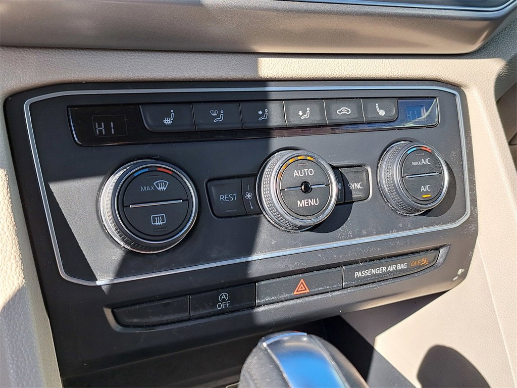 Used 2019 Volkswagen Atlas SE w/ Towing Package image 12