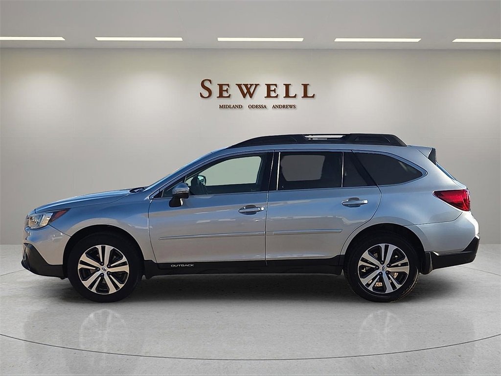 Used 2018 Subaru Outback 3.6R Limited image 2
